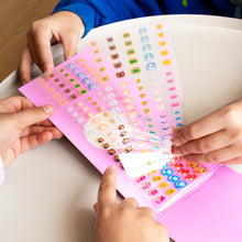 Görseli Galeri görüntüleyiciye yükleyin, OMY Nail Stickers - Friends