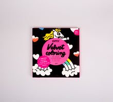 Görseli Galeri görüntüleyiciye yükleyin, OMY Velvet Coloring / İlk Boyamalarım - Lily