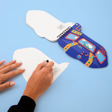 Görseli Galeri görüntüleyiciye yükleyin, OMY Sticker Activity Book - Vroom
