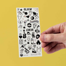 Görseli Galeri görüntüleyiciye yükleyin, OMY Flash Tattoos Geçici Dövme - Wild Rebel
